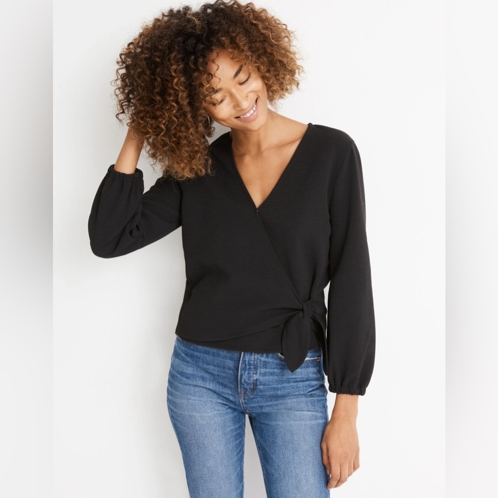 Madewell Texture & Thread Crepe Wrap Top in True Black - Size XXS